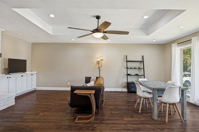 1230 Richland Oaks Drive, Richardson, TX 75081
