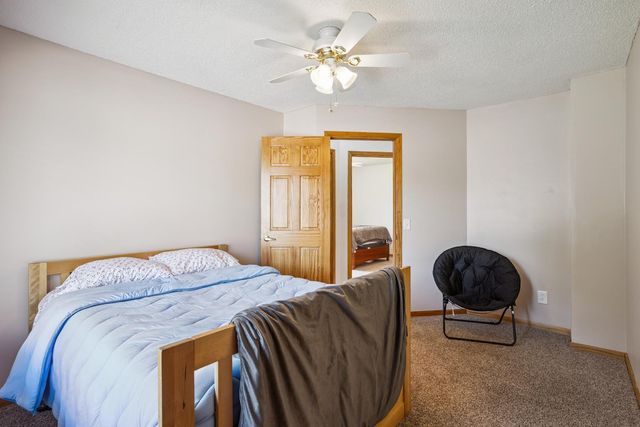 3895 Dolomite Drive, Eagan, MN 55122