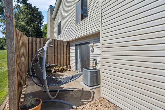 3895 Dolomite Drive, Eagan, MN 55122