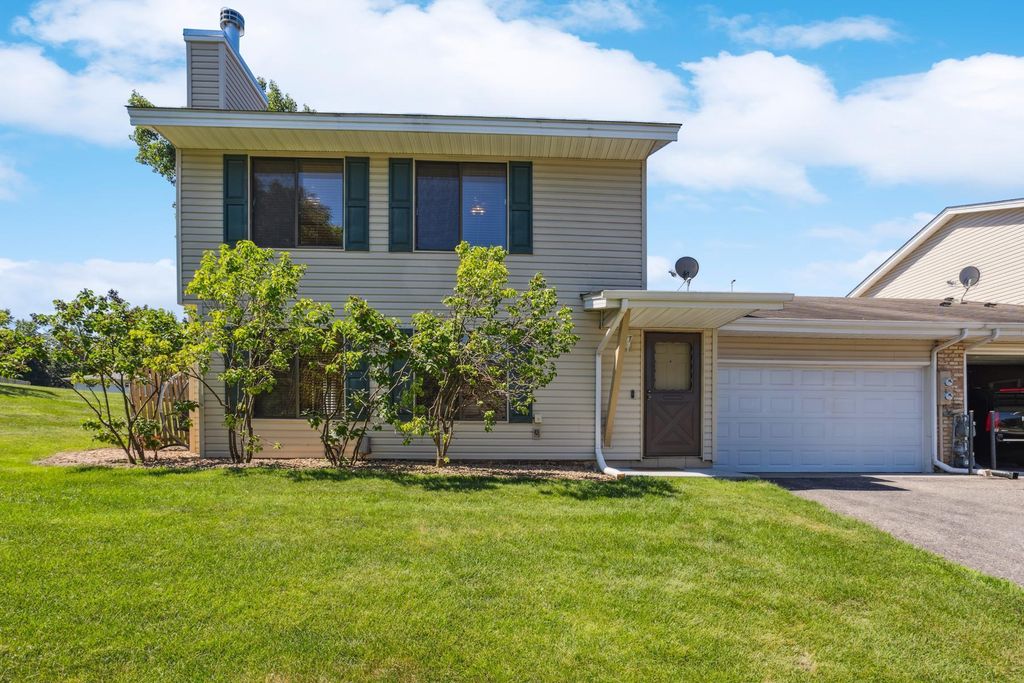 3895 Dolomite Drive, Eagan, MN 55122