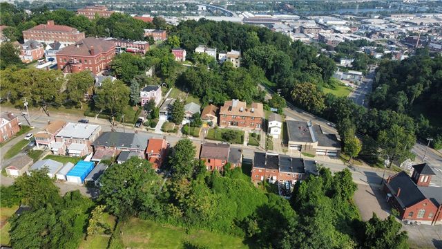 2950 Orbin St, Hill District, PA 15219