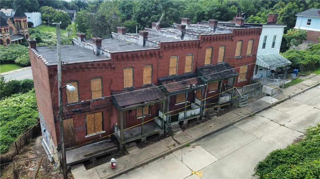 2950 Orbin St, Hill District, PA 15219