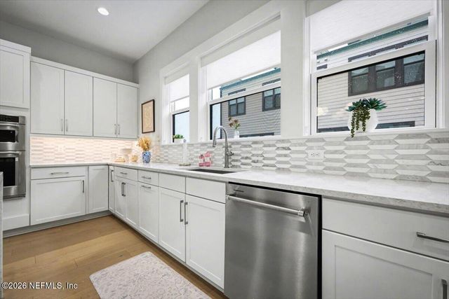 1616 PIAZZA Place, Jacksonville, FL 32207