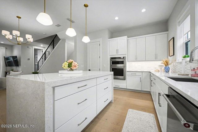 1616 PIAZZA Place, Jacksonville, FL 32207