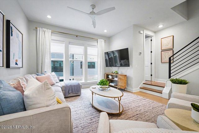 1616 PIAZZA Place, Jacksonville, FL 32207