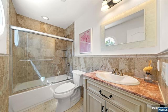 216 Washington Street, Northvale, NJ 07647