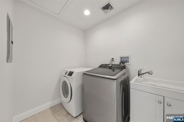 216 Washington Street, Northvale, NJ 07647