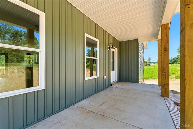 2730 Liberty Chapel Road, Appomattox, VA 24522