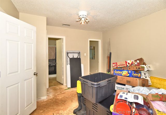 4116 S 39th West Avenue, Tulsa, OK 74107