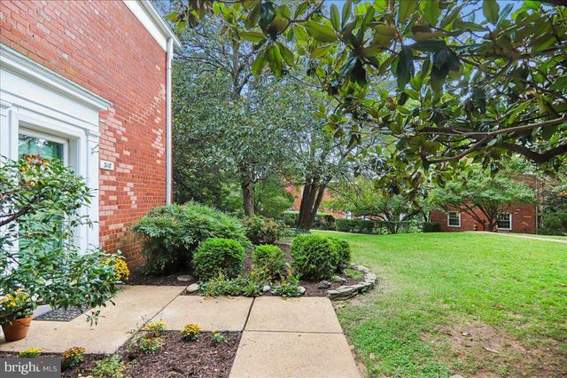 3118 WELLINGTON RD, Alexandria, VA 22302