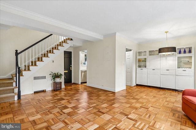 3118 WELLINGTON RD, Alexandria, VA 22302
