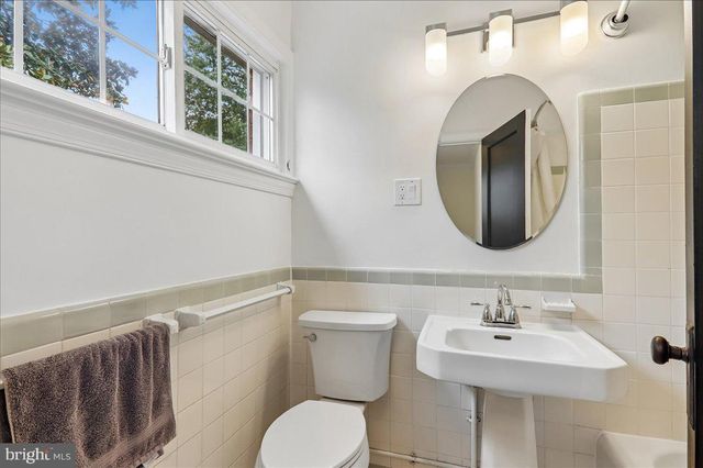 3118 WELLINGTON RD, Alexandria, VA 22302