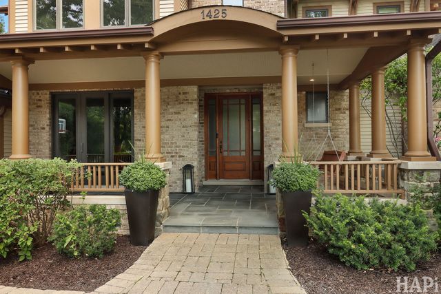 1425 Lee Road, Northbrook, IL 60062