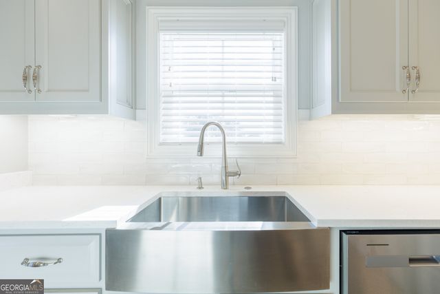 3001 Houser Way, Hahira, GA 31632