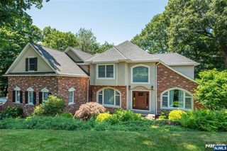 93 Coventry Way, Ringwood, NJ 07456