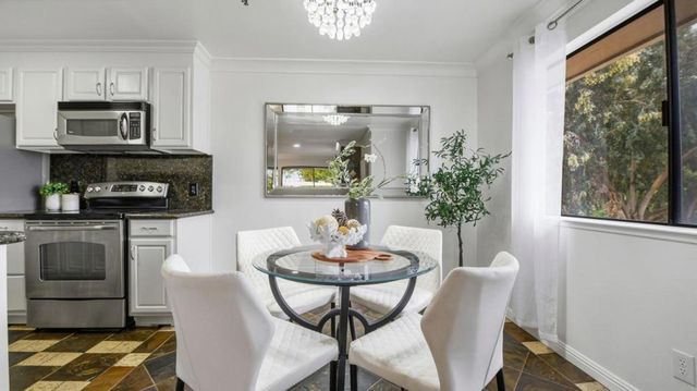 400 Ortega Avenue 313, Mountain View, CA 94040