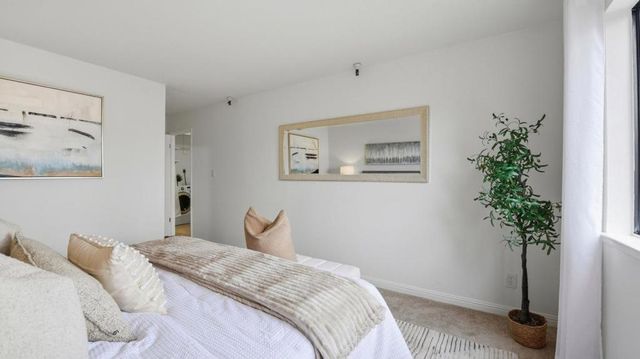 400 Ortega Avenue 313, Mountain View, CA 94040