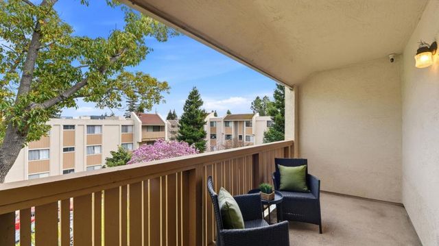 400 Ortega Avenue 313, Mountain View, CA 94040