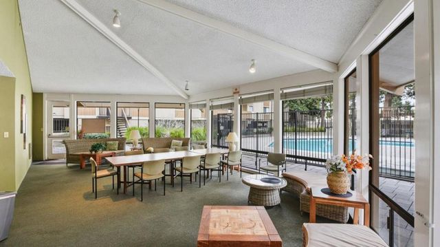 400 Ortega Avenue 313, Mountain View, CA 94040