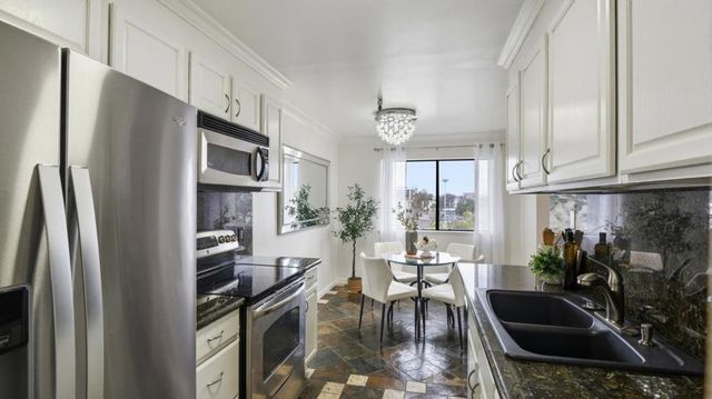 400 Ortega Avenue 313, Mountain View, CA 94040