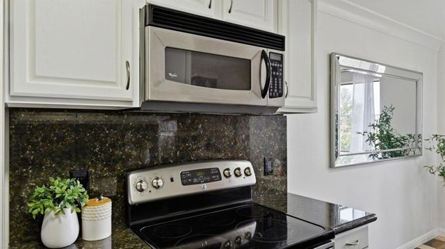 400 Ortega Avenue 313, Mountain View, CA 94040