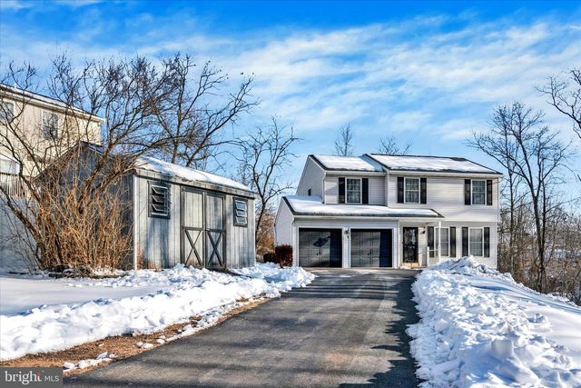 652 UPLAND ST, Pottstown, PA 19464