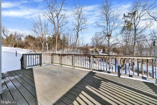 652 UPLAND ST, Pottstown, PA 19464