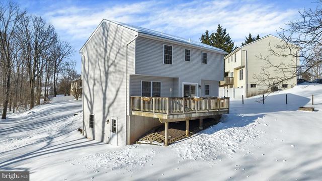 652 UPLAND ST, Pottstown, PA 19464