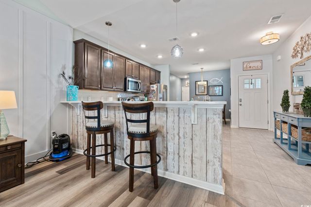 816 Salerno Cir Apt B, Myrtle Beach, SC 29579