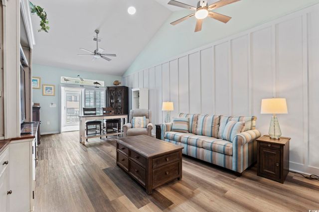 816 Salerno Cir Apt B, Myrtle Beach, SC 29579
