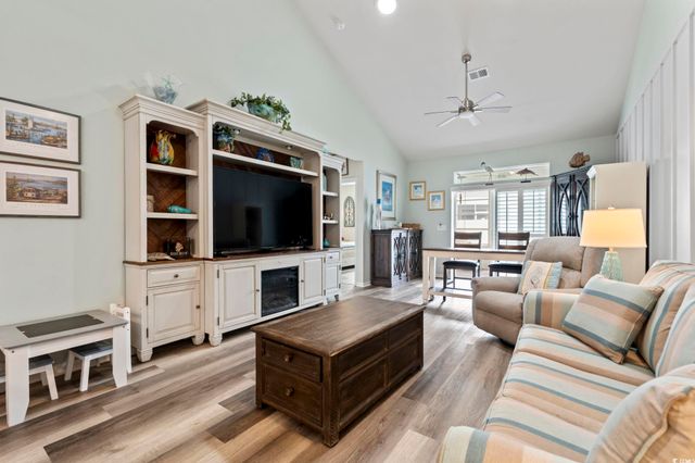 816 Salerno Cir Apt B, Myrtle Beach, SC 29579