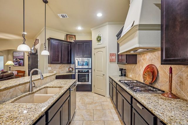 205 Well Springs, Boerne, TX 78006