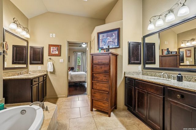 205 Well Springs, Boerne, TX 78006