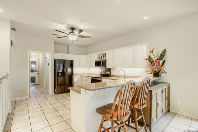 26331 White Eagle, San Antonio, TX 78260