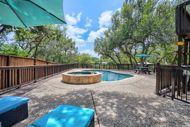 26331 White Eagle, San Antonio, TX 78260