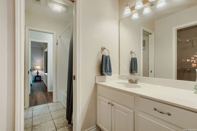 26331 White Eagle, San Antonio, TX 78260