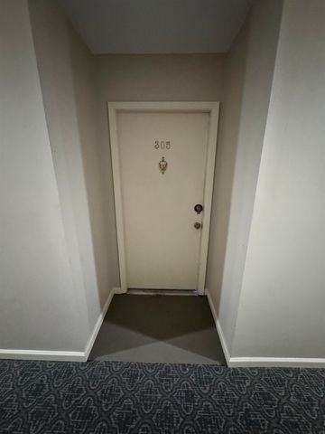 1855 Poplar Woods Cir W Apt 305, Germantown, TN 38138