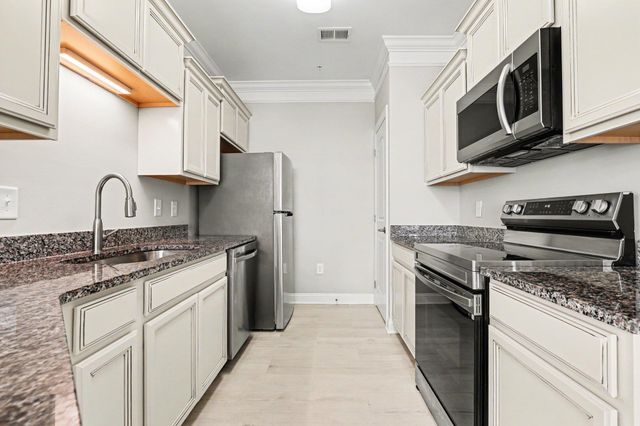 150 Ella Kinley Cir Unit 301, Myrtle Beach, SC 29588