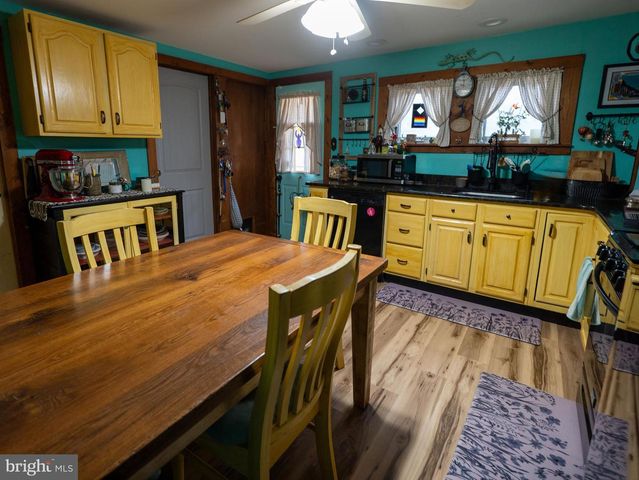 428 PINE AVE, Woodbury, NJ 08096