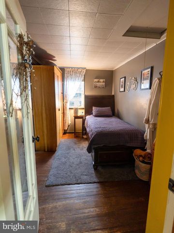 428 PINE AVE, Woodbury, NJ 08096