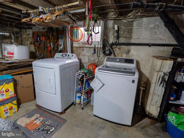 428 PINE AVE, Woodbury, NJ 08096