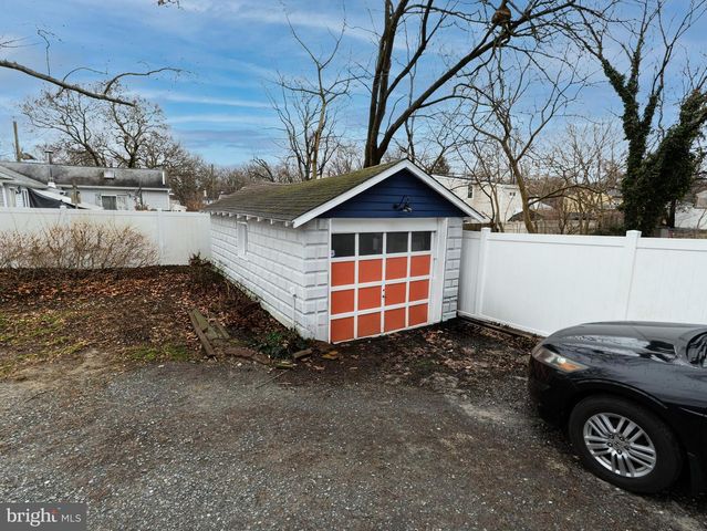 428 PINE AVE, Woodbury, NJ 08096