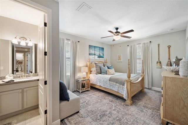 8226 SUMMER BROOK COURT, Land O Lakes, FL 34638
