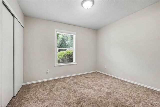 1605 Stoneybrook Drive, High Point, NC 27265