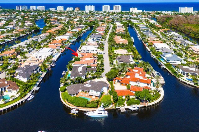 159 W Coconut Palm Road, Boca Raton, FL 33432