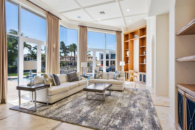 159 W Coconut Palm Road, Boca Raton, FL 33432