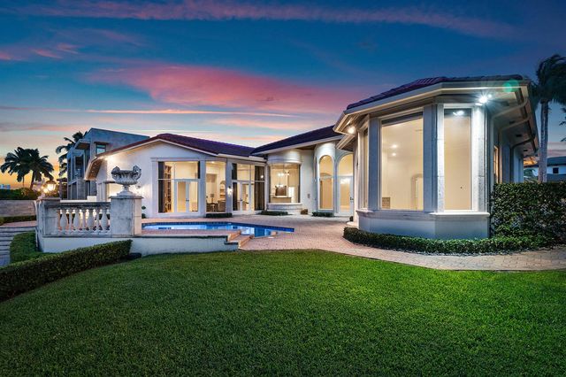 159 W Coconut Palm Road, Boca Raton, FL 33432