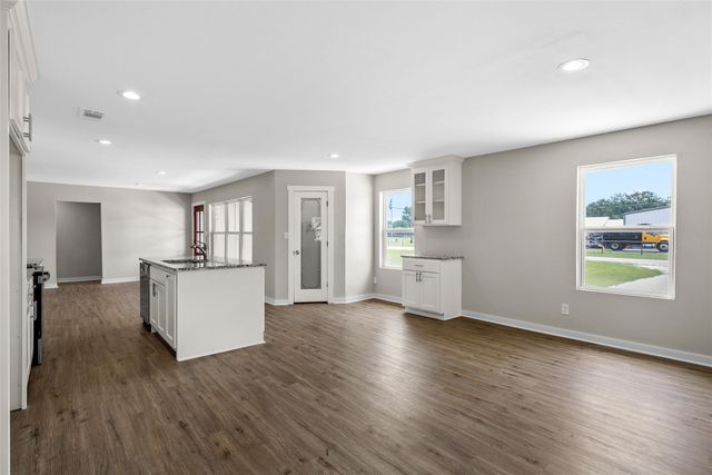 4593 E Old Axtell Road, Axtell, TX 76624