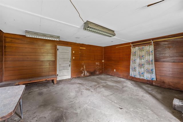 4593 E Old Axtell Road, Axtell, TX 76624