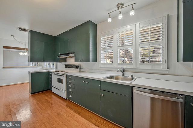 13524 SHERWOOD FOREST DR, Silver Spring, MD 20904